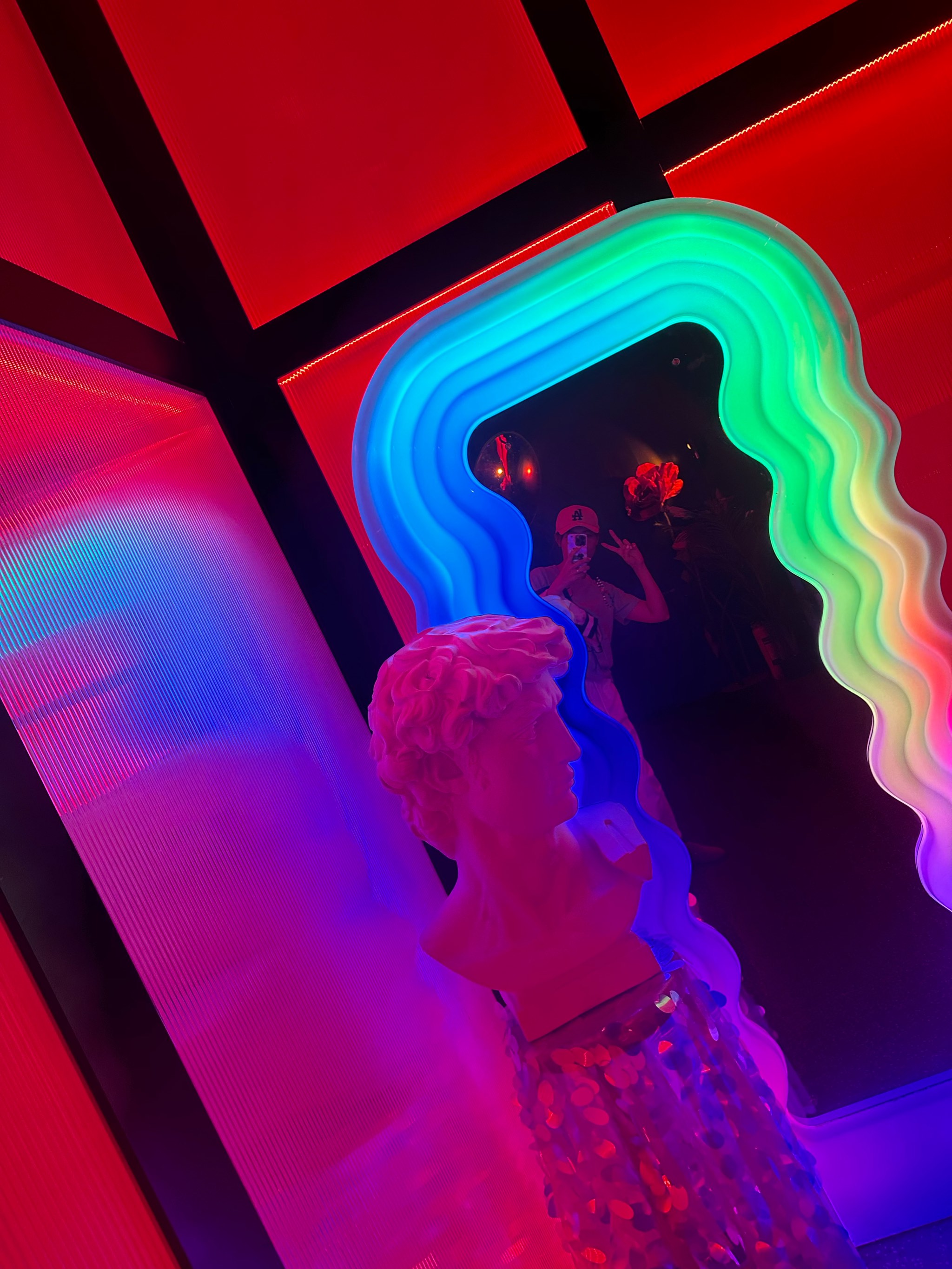 齐齐哈尔商务ktv：片场与KTV的不同-建华区ktv预定